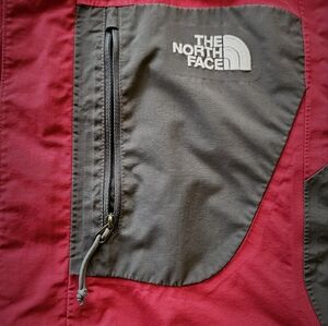 North Face Hyvent Men's Medium Hooded Jacket Burgundy and Grey